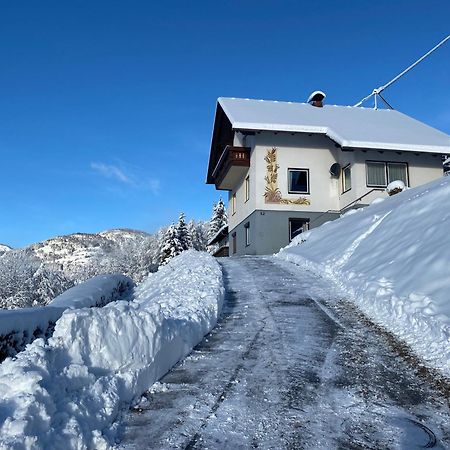 Nocky Mountains Lodge And Apartment Radenthein Eksteriør billede